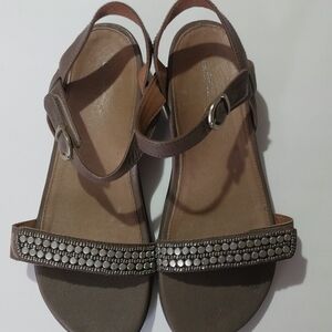 Aetrex Taupe Sandals with Metallic Details